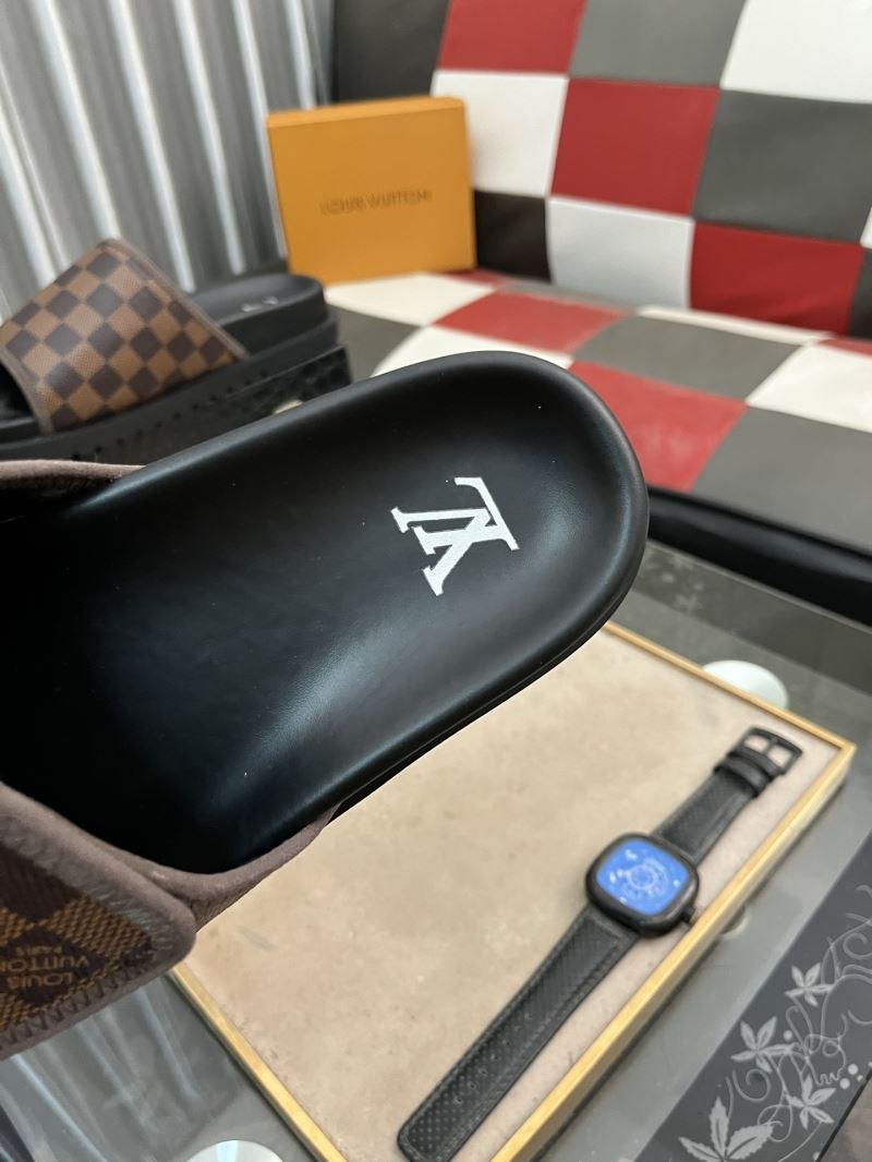 Louis Vuitton Slippers